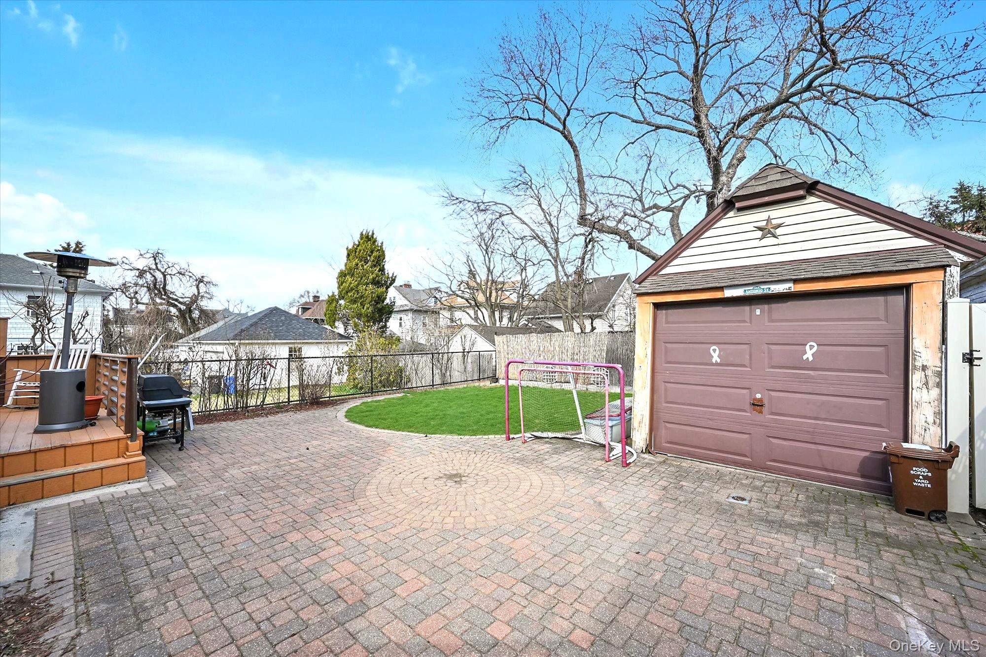 #14 photo, 33-35 150th Place, クイーンズ区 Flushing , NY 11354