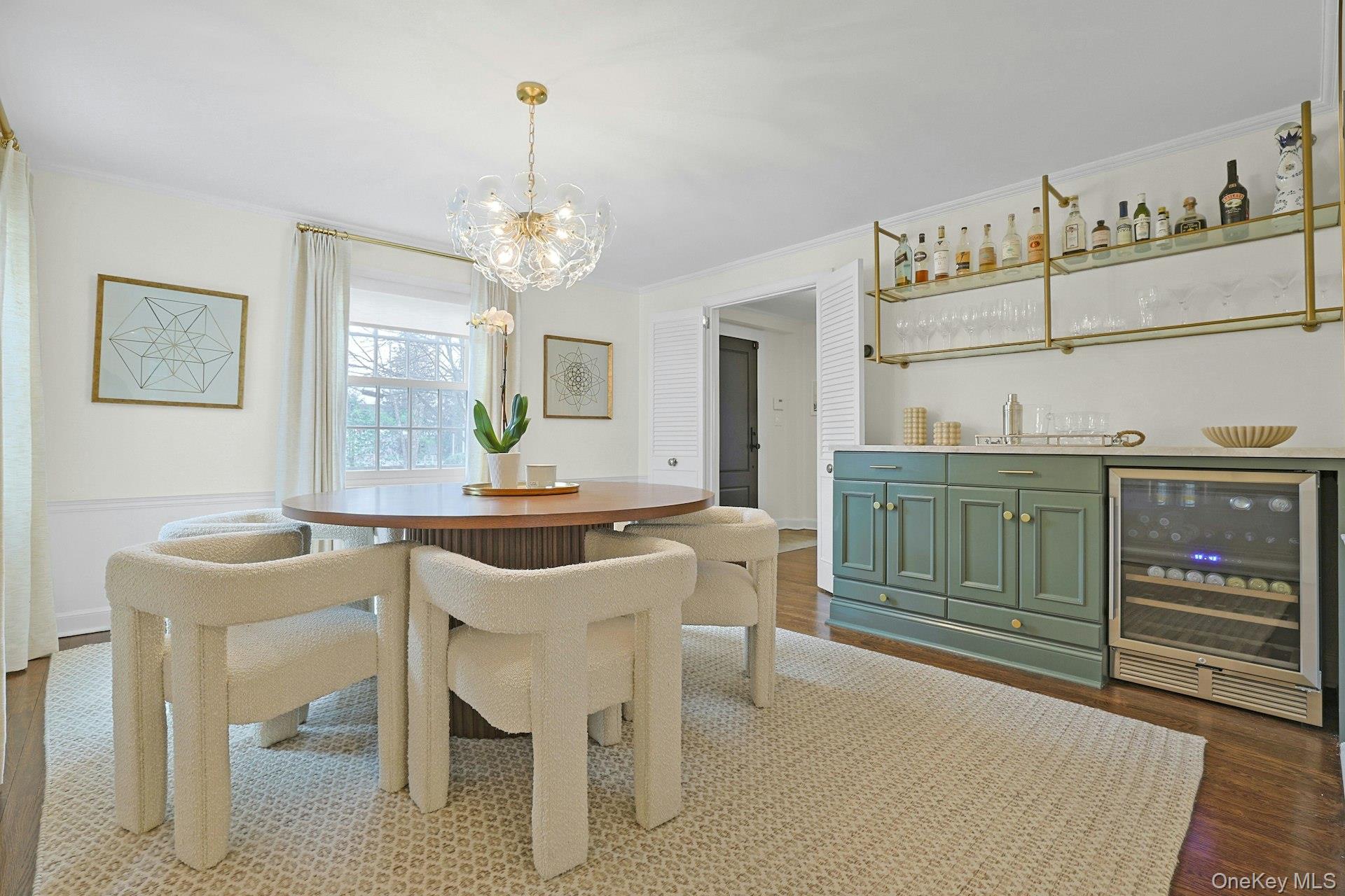 #3 photo, 250 Mamaroneck Road, Scarsdale , NY 10583