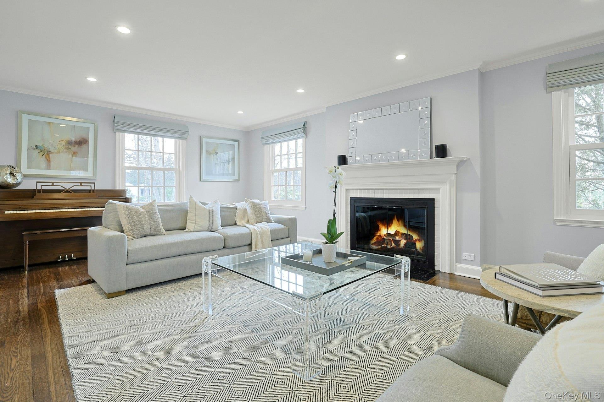 #6 photo, 250 Mamaroneck Road, Scarsdale , NY 10583