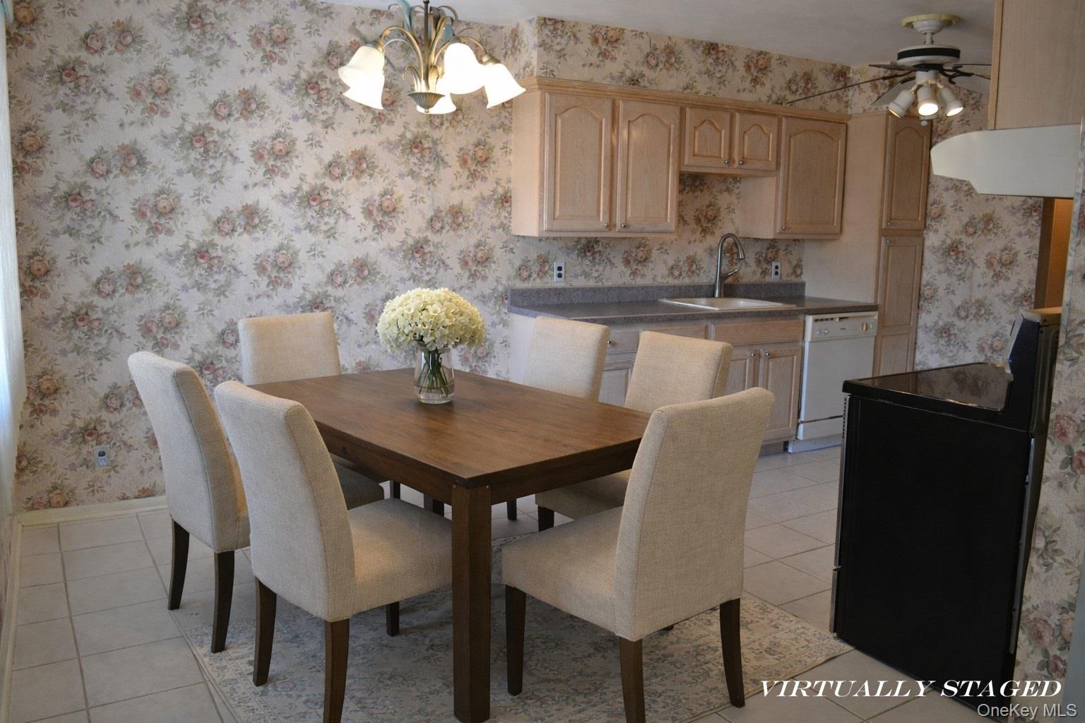 #17 photo, 10 Oakwood Terrace, New Windsor , NY 12553