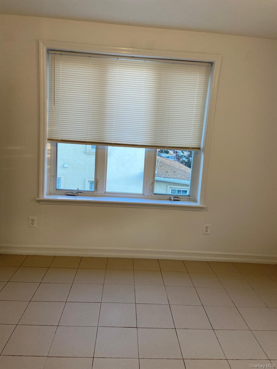 #3 photo, 3117 Buell Street, কুইন্‌স East Elmhurst , NY 11369