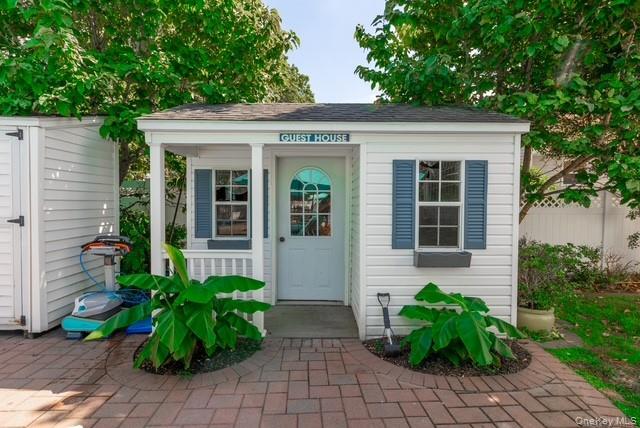 #11 photo, 1 Laurel Lane, מחוז סאפוק Holtsville , NY 11742