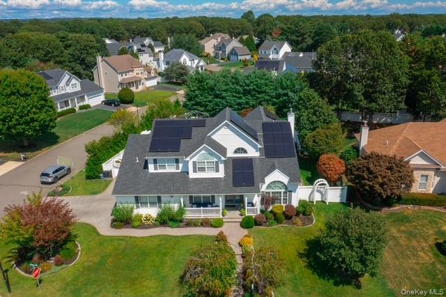 #12 photo, 1 Laurel Lane, מחוז סאפוק Holtsville , NY 11742