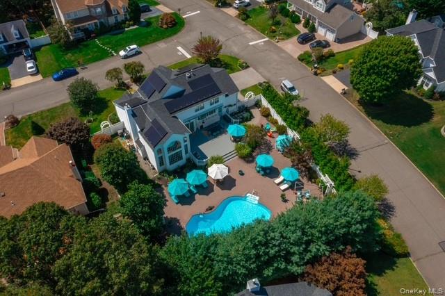 #15 photo, 1 Laurel Lane, מחוז סאפוק Holtsville , NY 11742