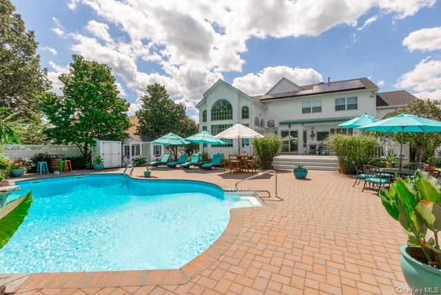 #7 photo, 1 Laurel Lane, מחוז סאפוק Holtsville , NY 11742