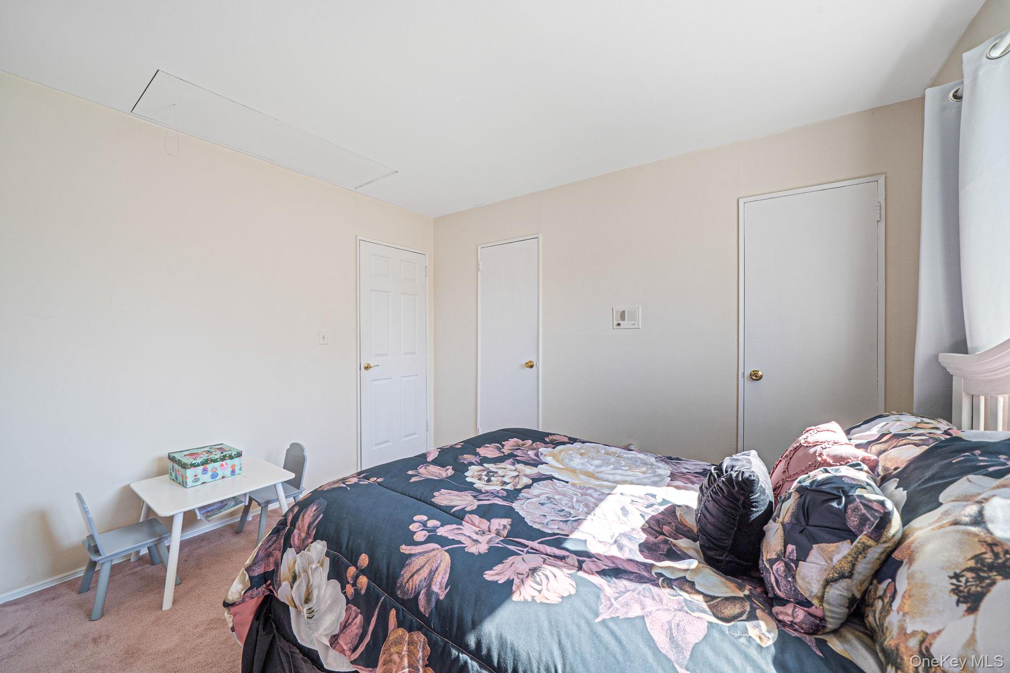 #18 photo, 12 Rutland Road, ナッソー郡 Massapequa , NY 11758