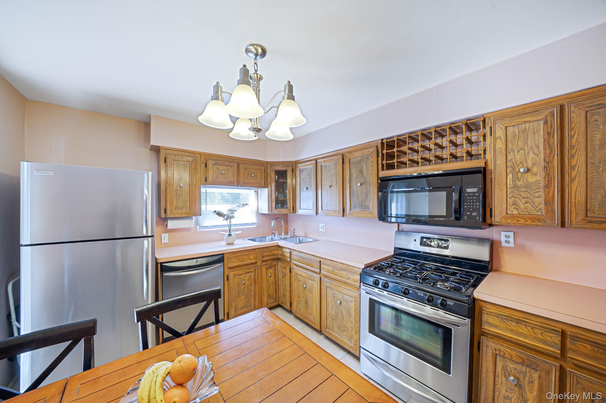 #7 photo, 12 Rutland Road, ナッソー郡 Massapequa , NY 11758