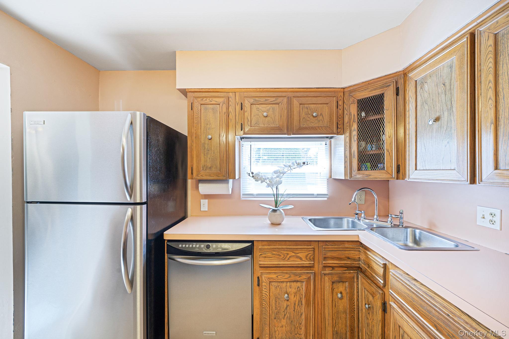 #8 photo, 12 Rutland Road, ナッソー郡 Massapequa , NY 11758