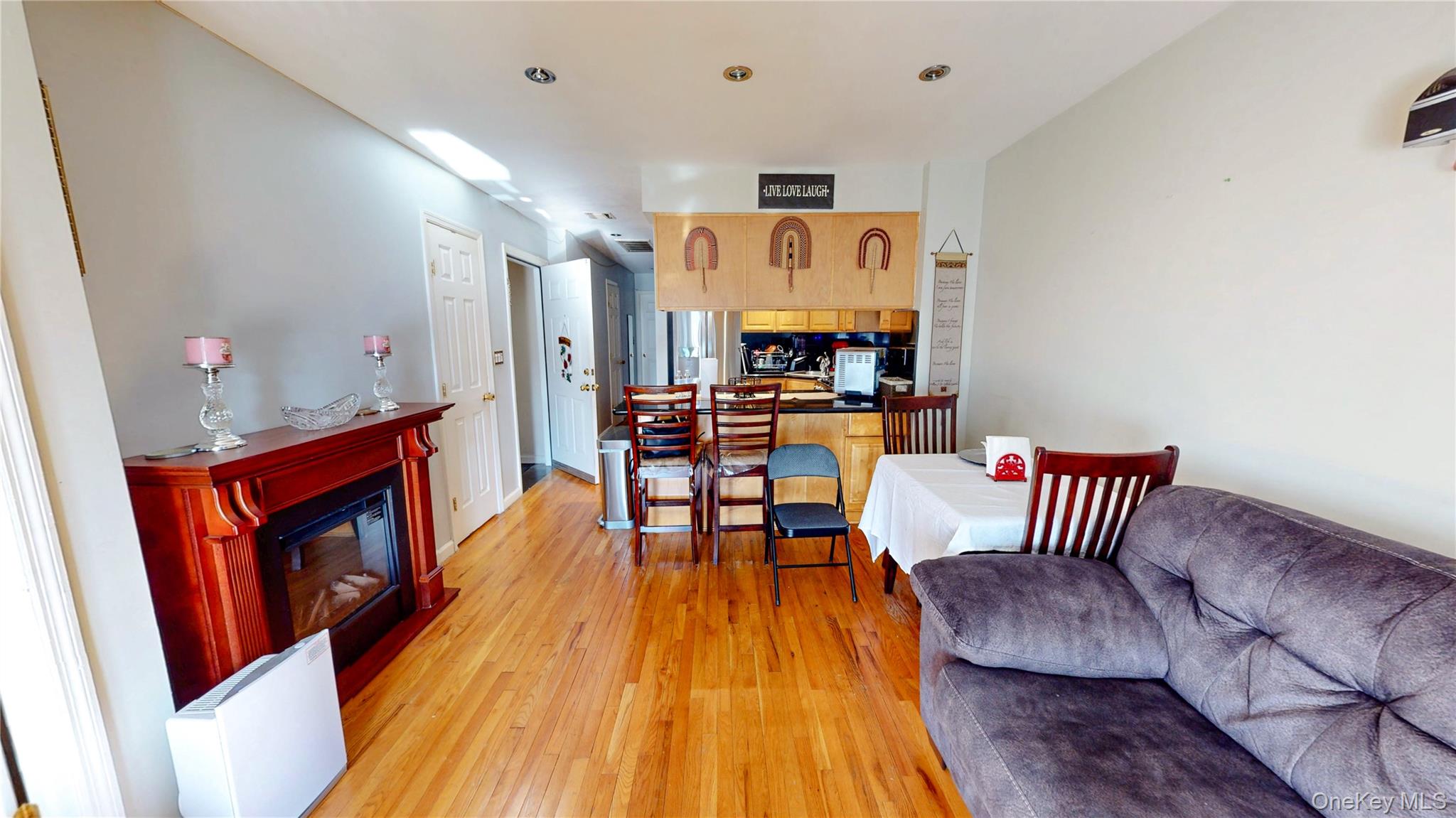 #16 photo, 443 Amber Street, ブルックリン区 Brooklyn , NY 11208