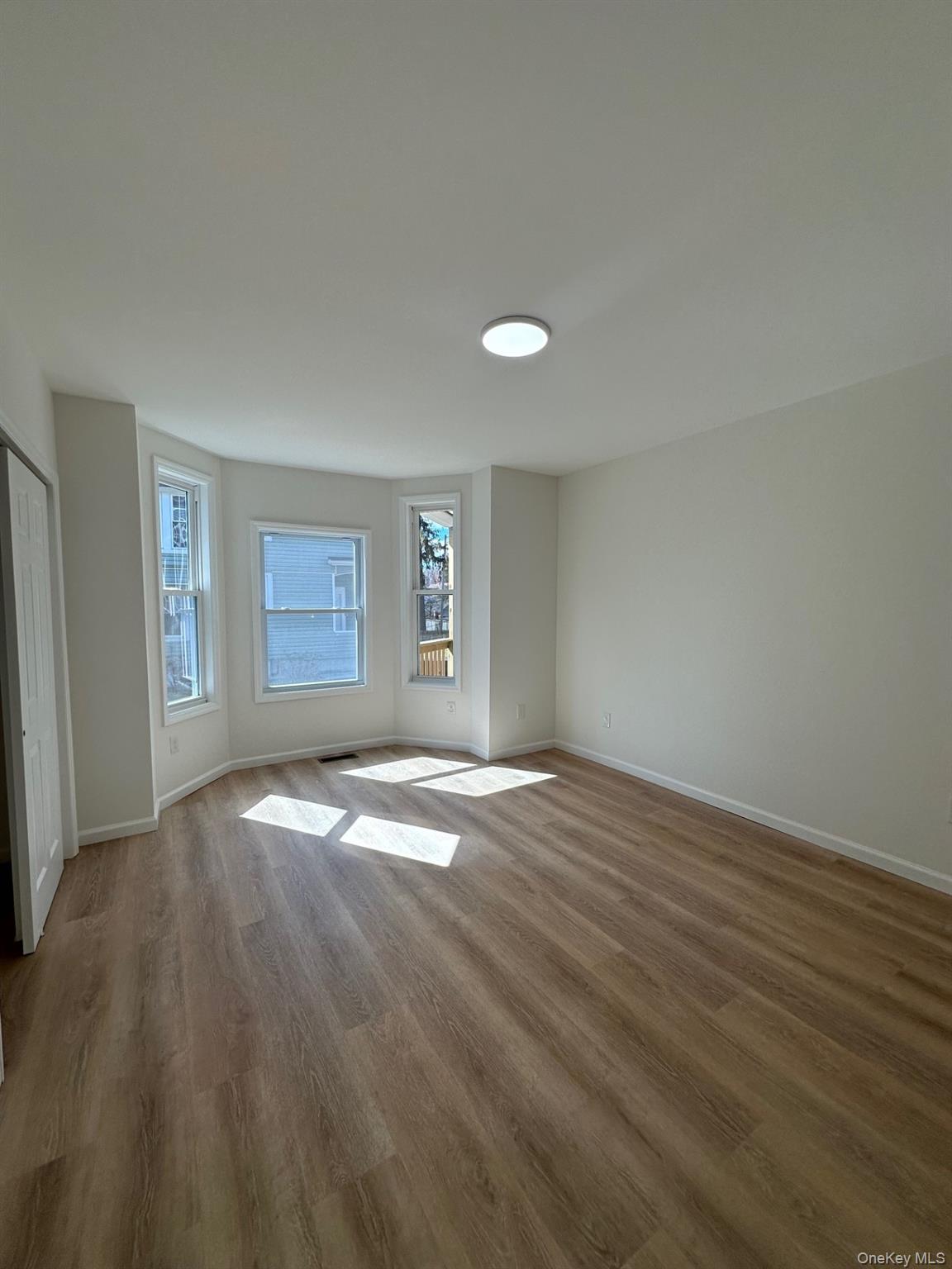 #4 photo, 38 Carroll Street, Poughkeepsie , NY 12601