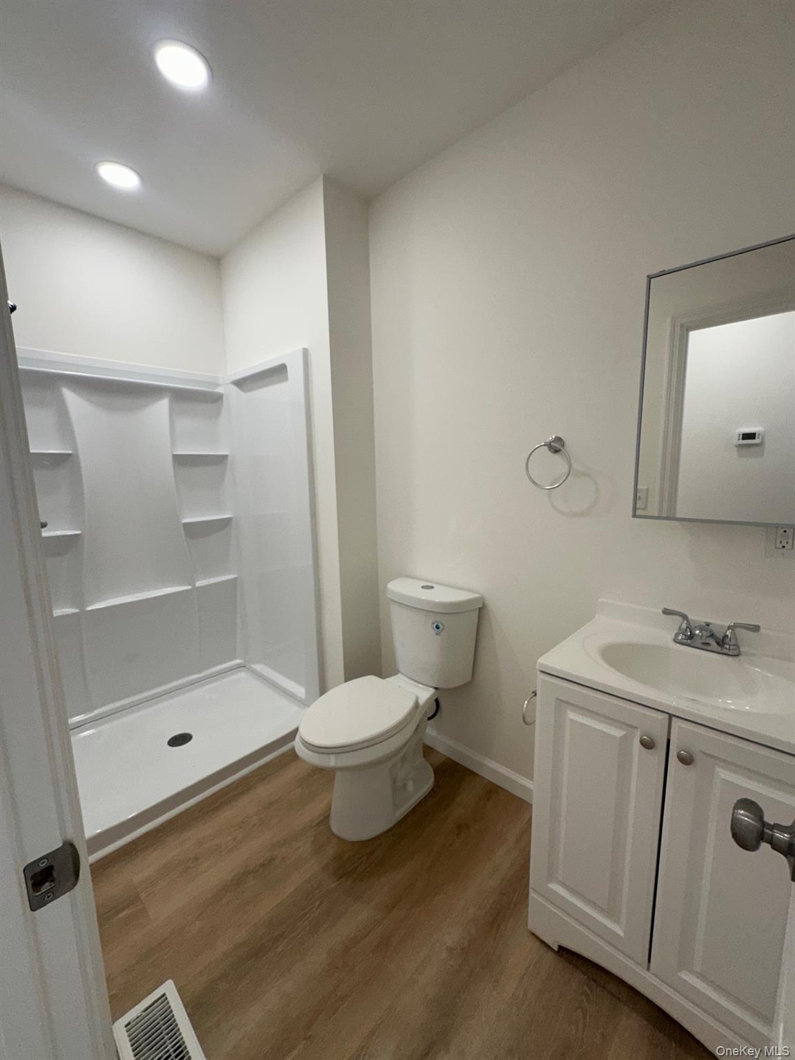 #5 photo, 38 Carroll Street, Poughkeepsie , NY 12601