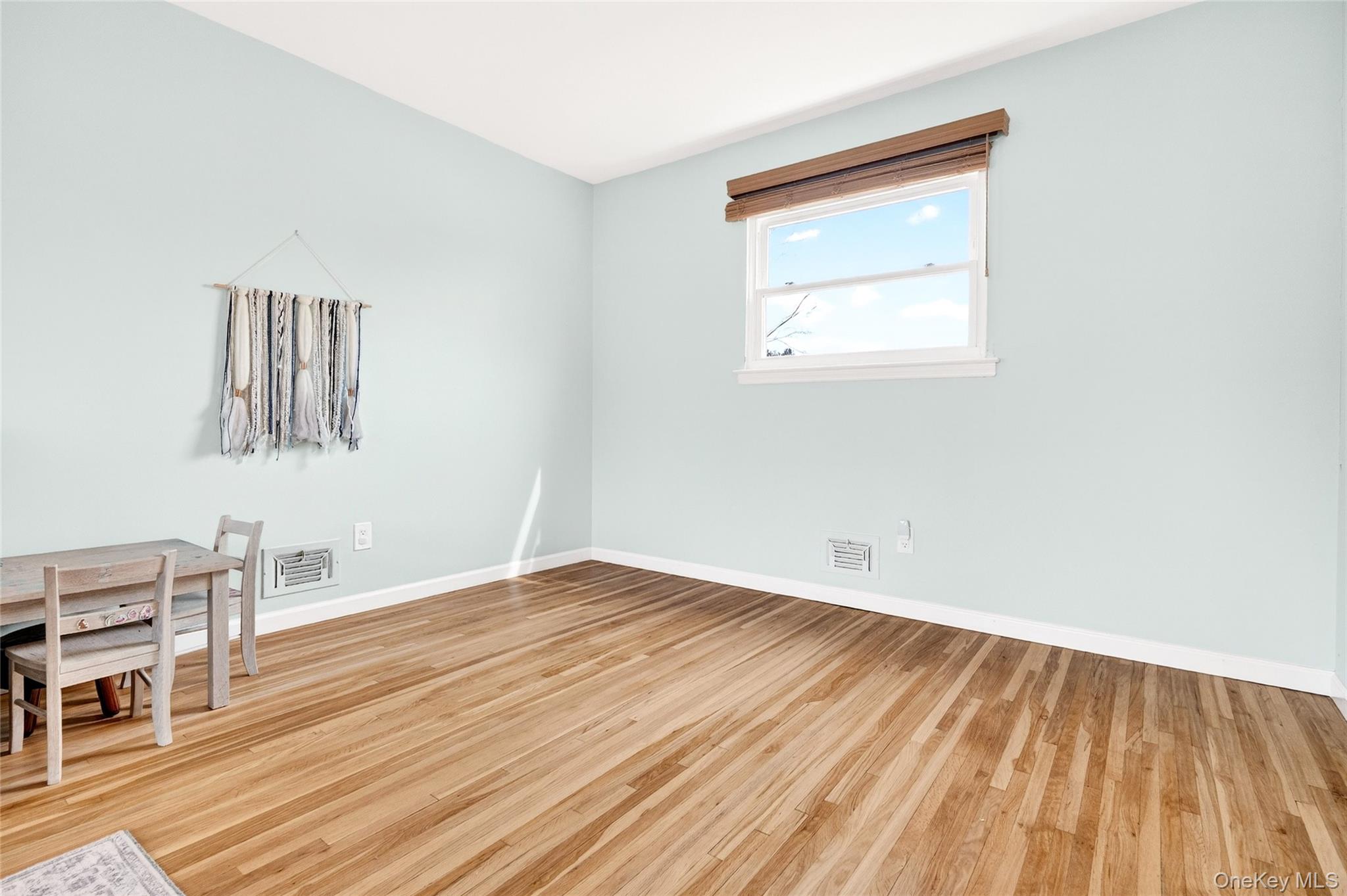 #15 photo, 959 Hartsdale Road, White Plains , NY 10607