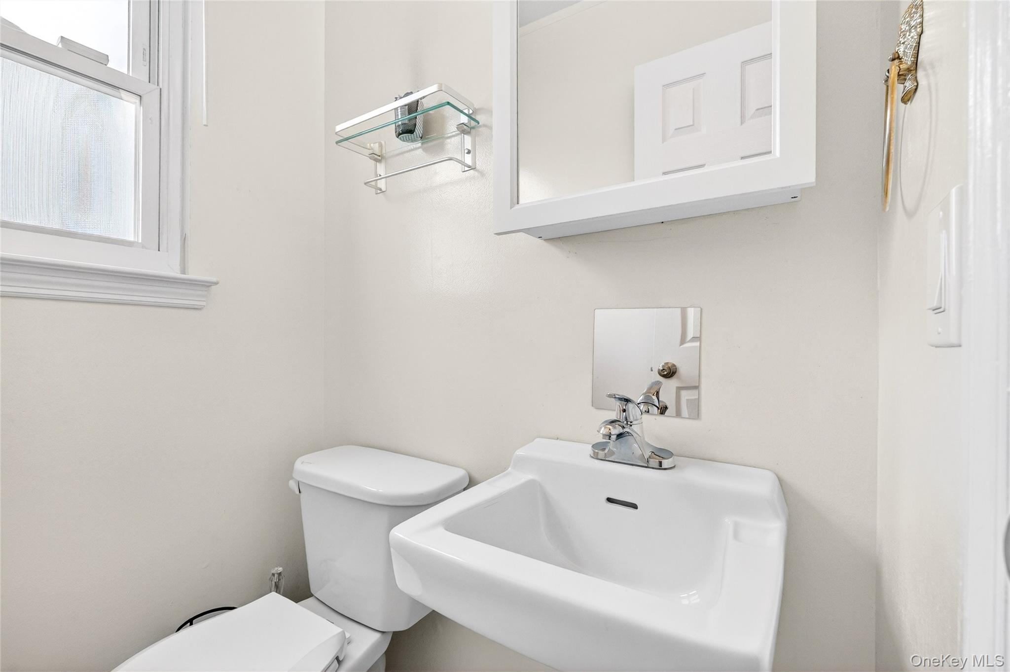 #16 photo, 959 Hartsdale Road, White Plains , NY 10607