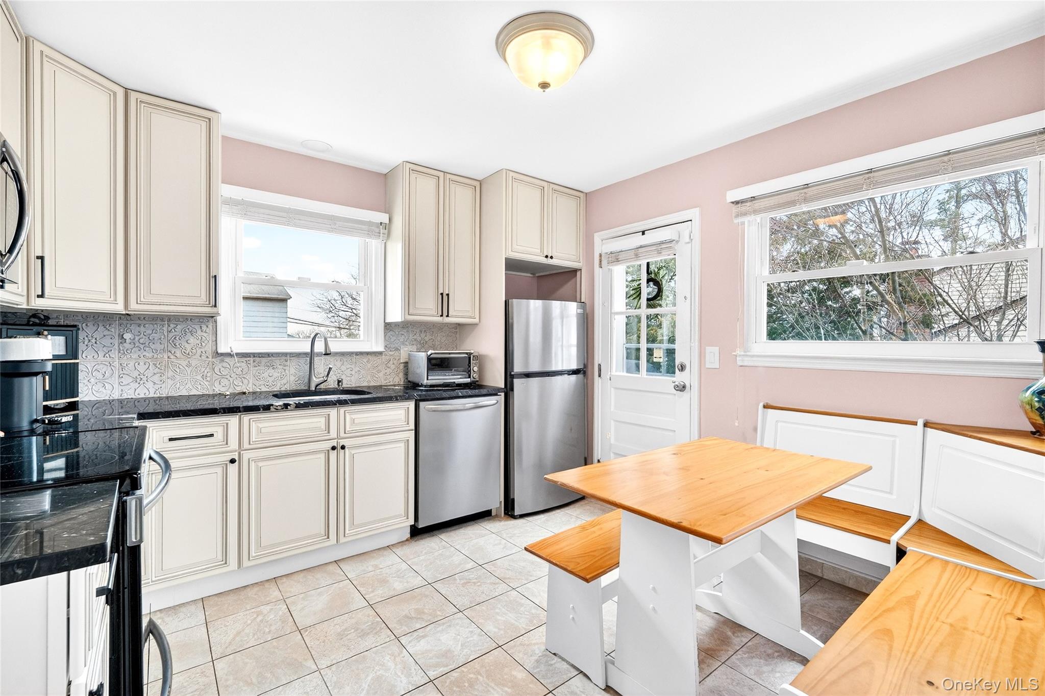 #17 photo, 959 Hartsdale Road, White Plains , NY 10607