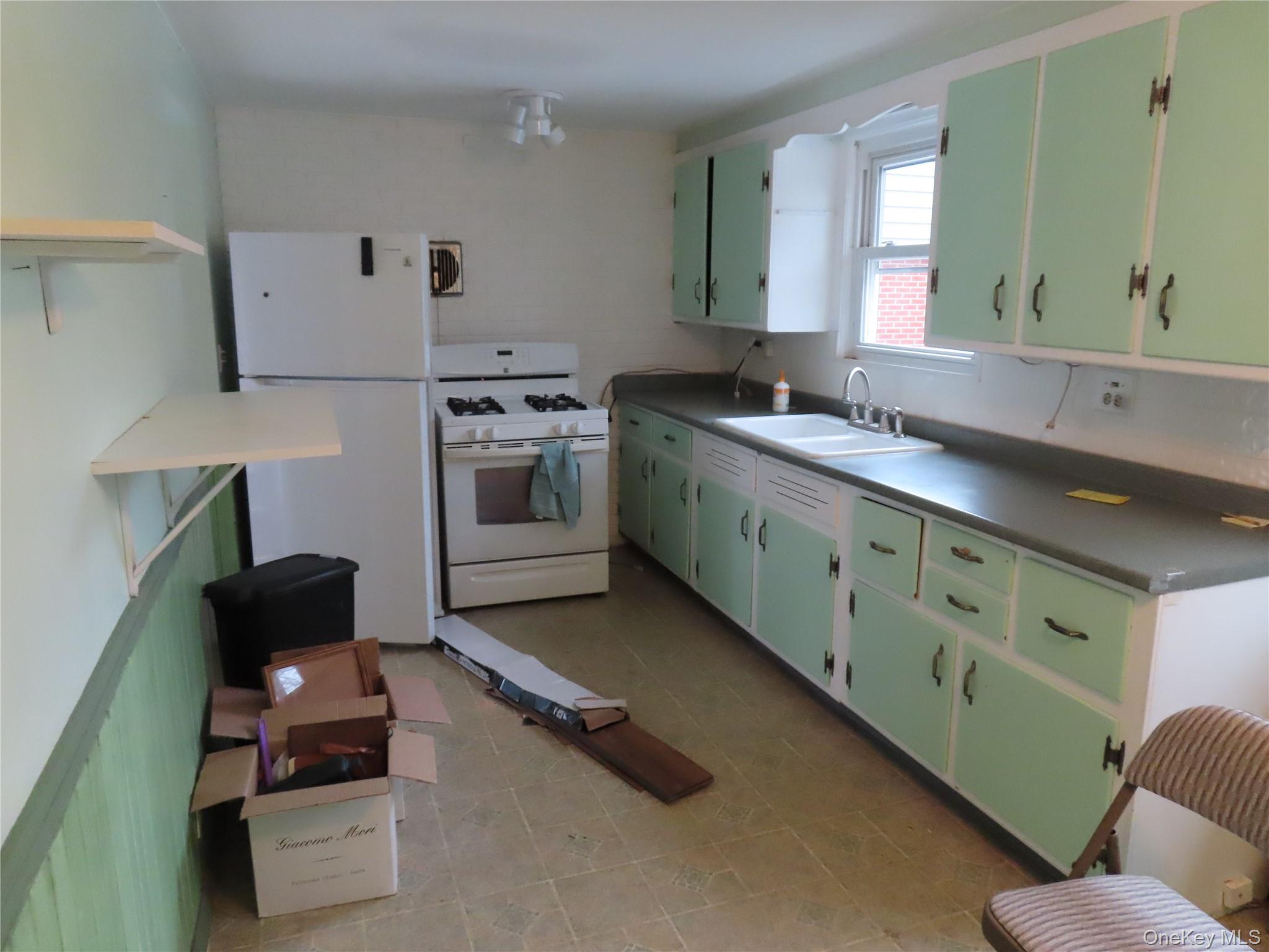 #6 photo, 3 Birch Street, Airmont , NY 10952