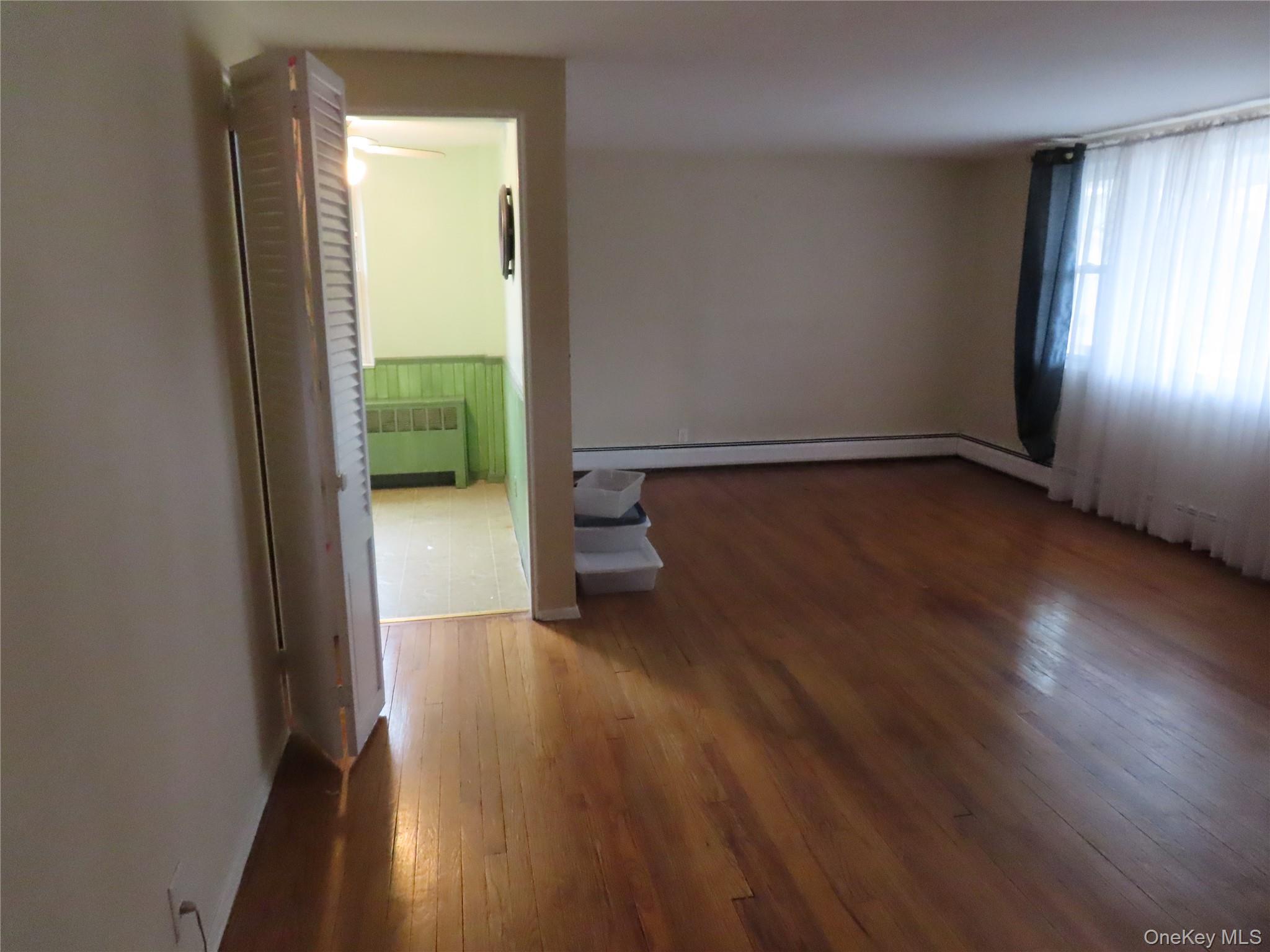 #7 photo, 3 Birch Street, Airmont , NY 10952