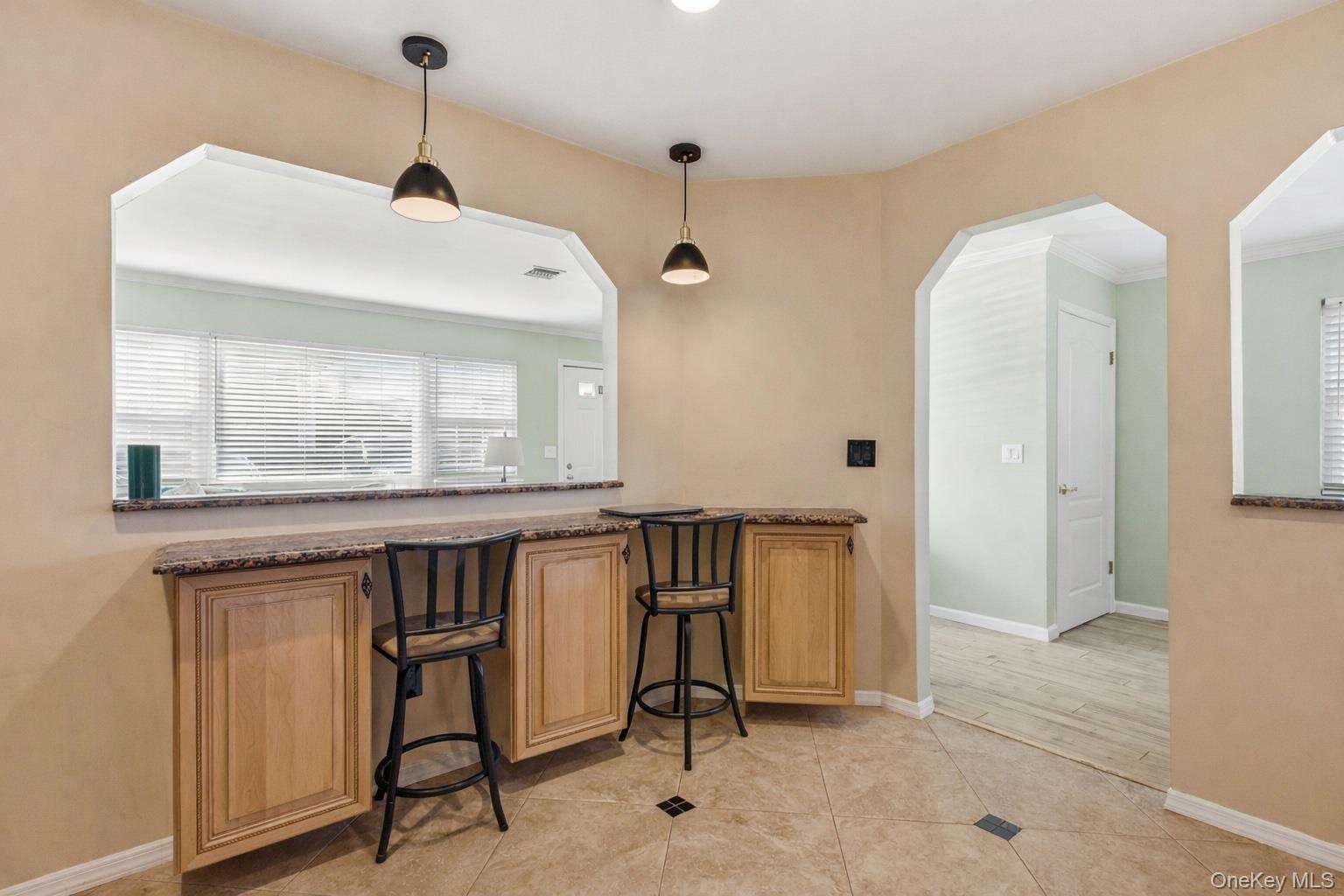 #10 photo, 1 Atlantic Avenue, নাসাউ কাউন্টি Farmingdale , NY 11735