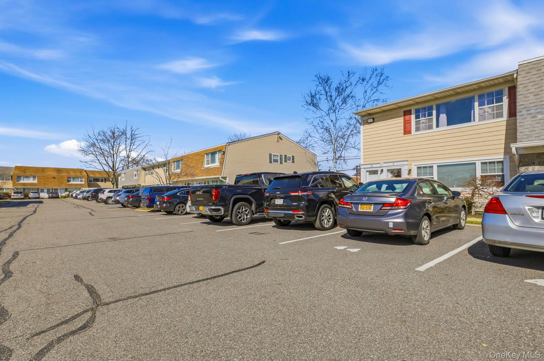 #16 photo, 1 Atlantic Avenue, নাসাউ কাউন্টি Farmingdale , NY 11735