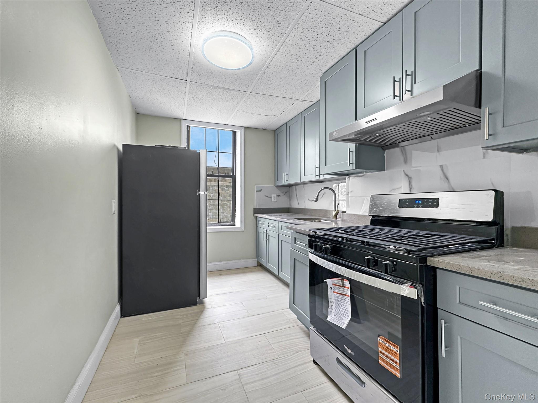 #6 photo, 22 Chestnut Street, ব্রুকলিন Brooklyn , NY 11208