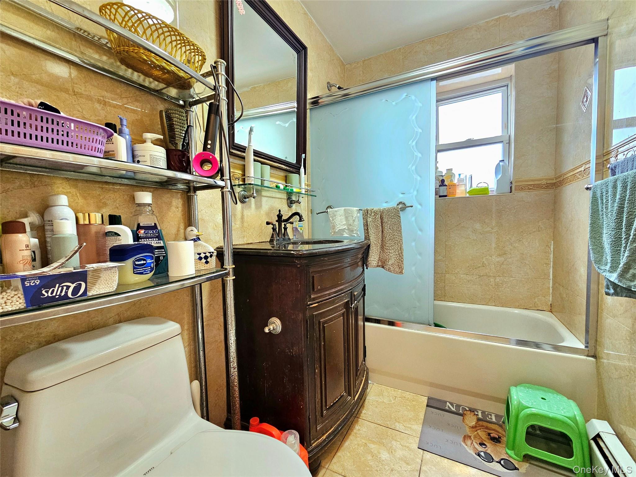 #19 photo, 99-18 Corona Avenue, कोरोना Corona , NY 11368