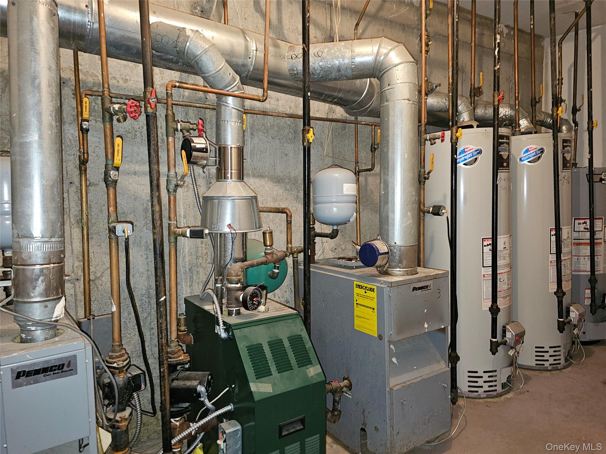 #2 photo, 99-18 Corona Avenue, कोरोना Corona , NY 11368