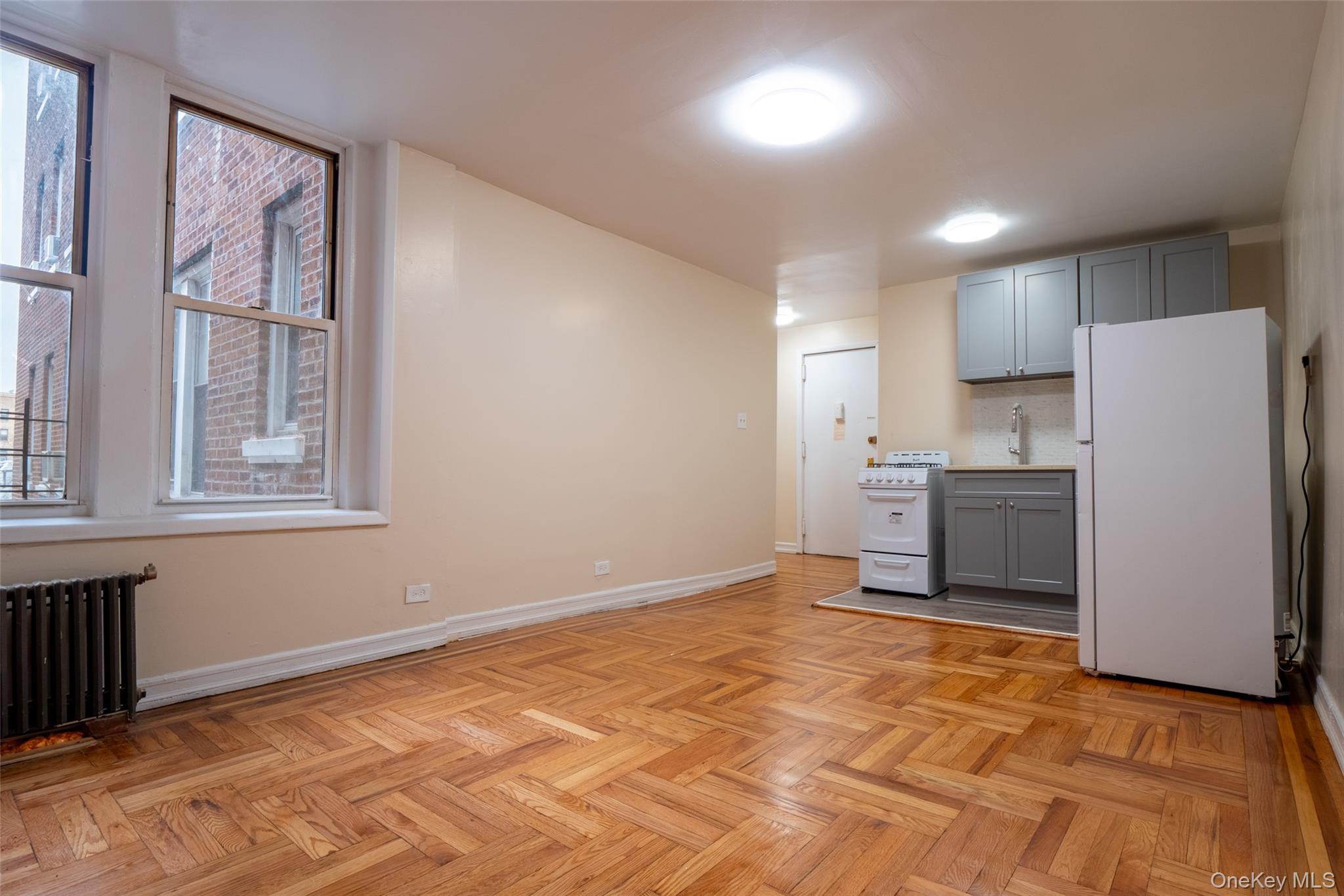 #5 photo, 34-58 90 Street, কুইন্‌স Jackson Heights , NY 11372