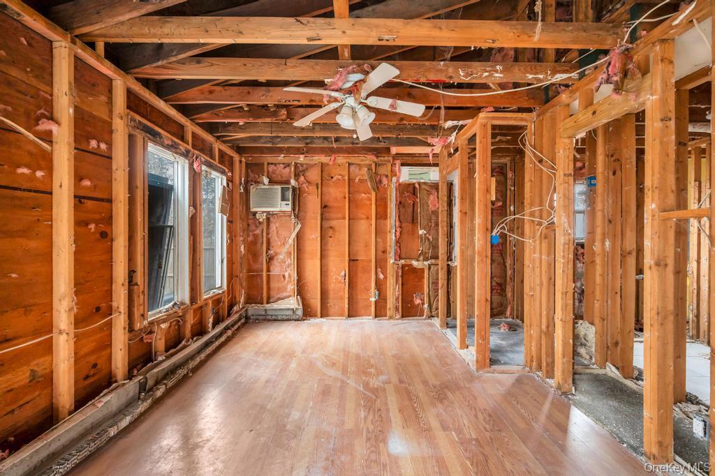 #13 photo, 34 Pinelawn Avenue, সাফোক কাউন্টি Shirley , NY 11967