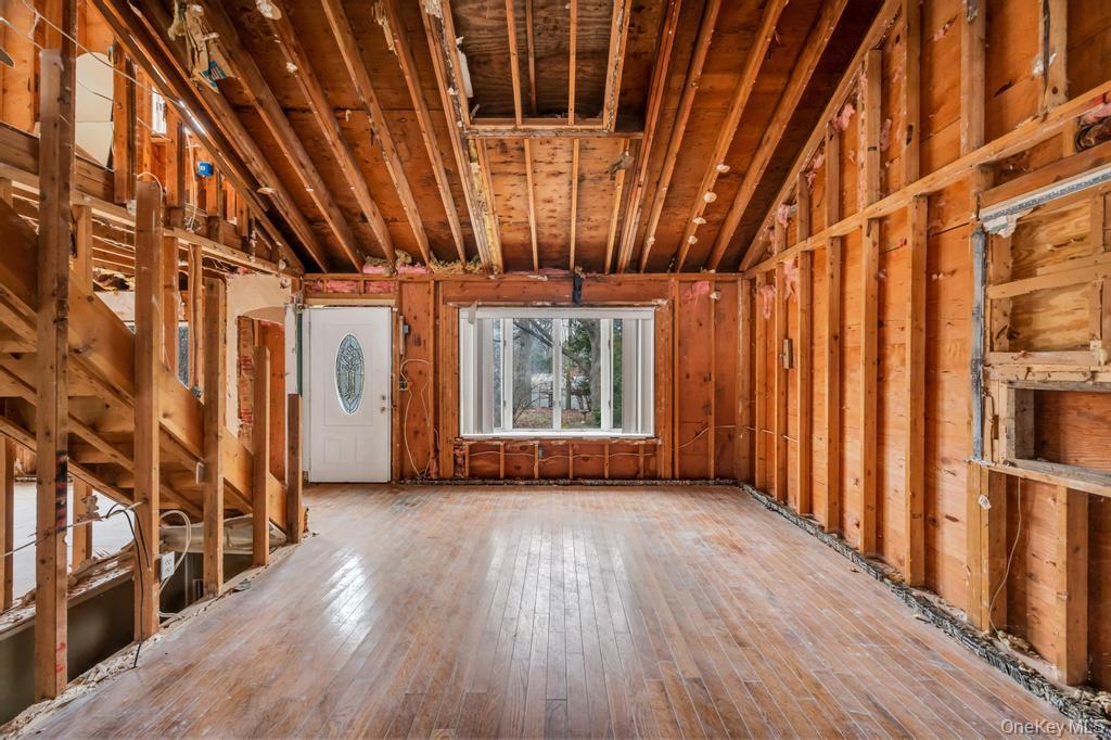 #3 photo, 34 Pinelawn Avenue, সাফোক কাউন্টি Shirley , NY 11967