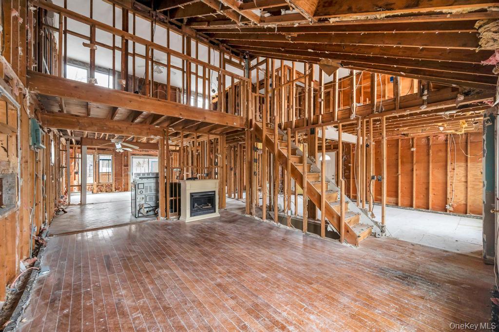 #6 photo, 34 Pinelawn Avenue, সাফোক কাউন্টি Shirley , NY 11967