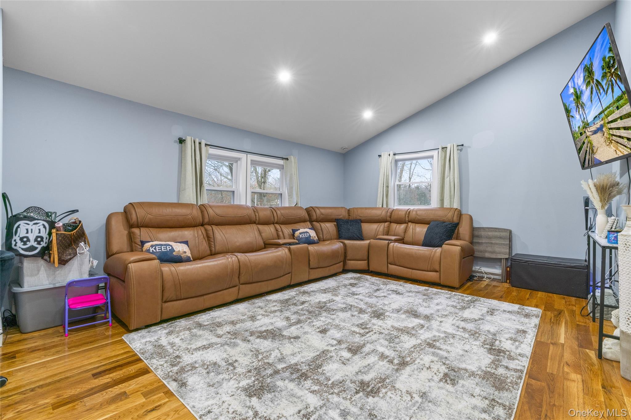 #10 photo, 1 Linden Street, সাফোক কাউন্টি Coram , NY 11727