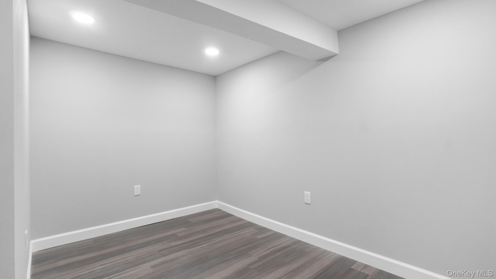 #17 photo, 107-46 120th Street, কুইন্‌স Richmond Hill S. , NY 11419