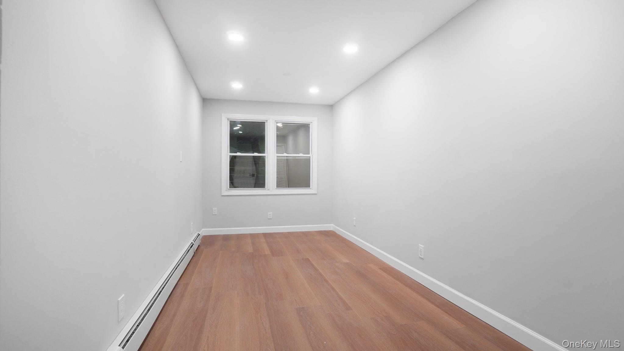 #8 photo, 107-46 120th Street, কুইন্‌স Richmond Hill S. , NY 11419