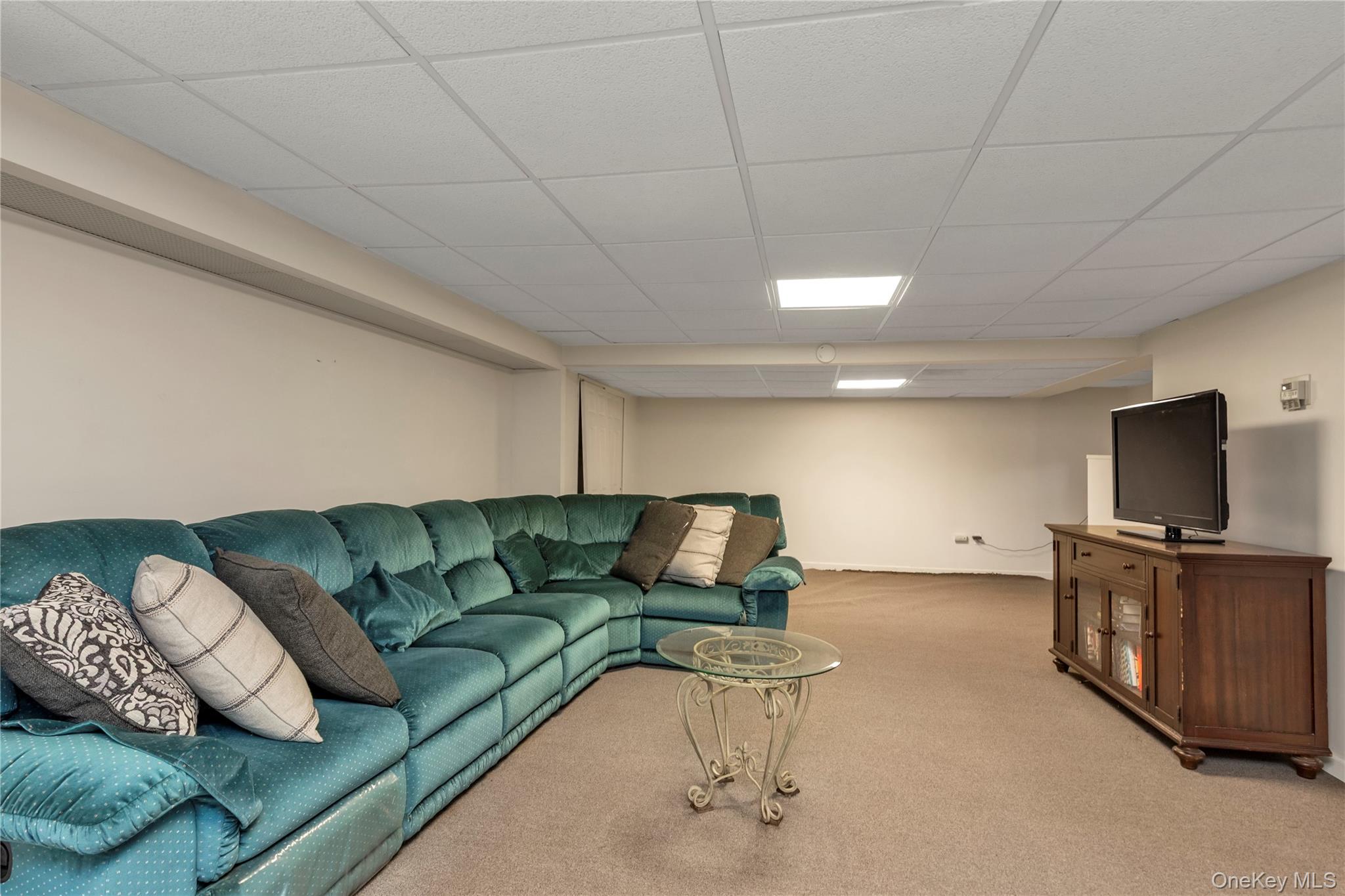 #12 photo, 8 E Gate, নাসাউ কাউন্টি Plainview , NY 11803