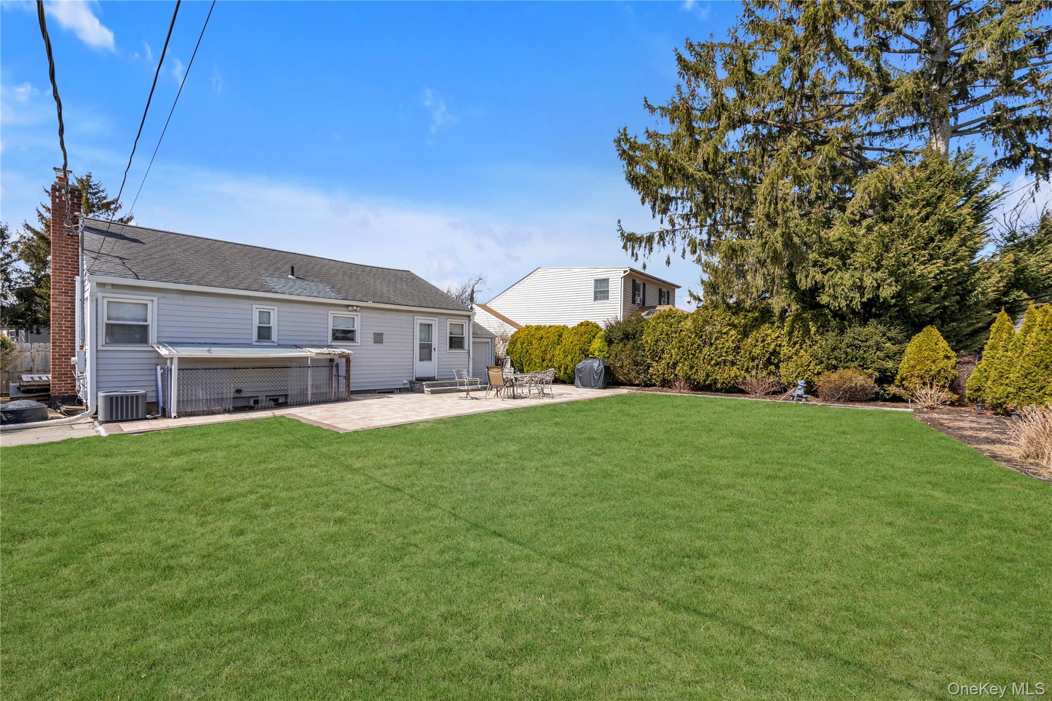 #15 photo, 8 E Gate, নাসাউ কাউন্টি Plainview , NY 11803