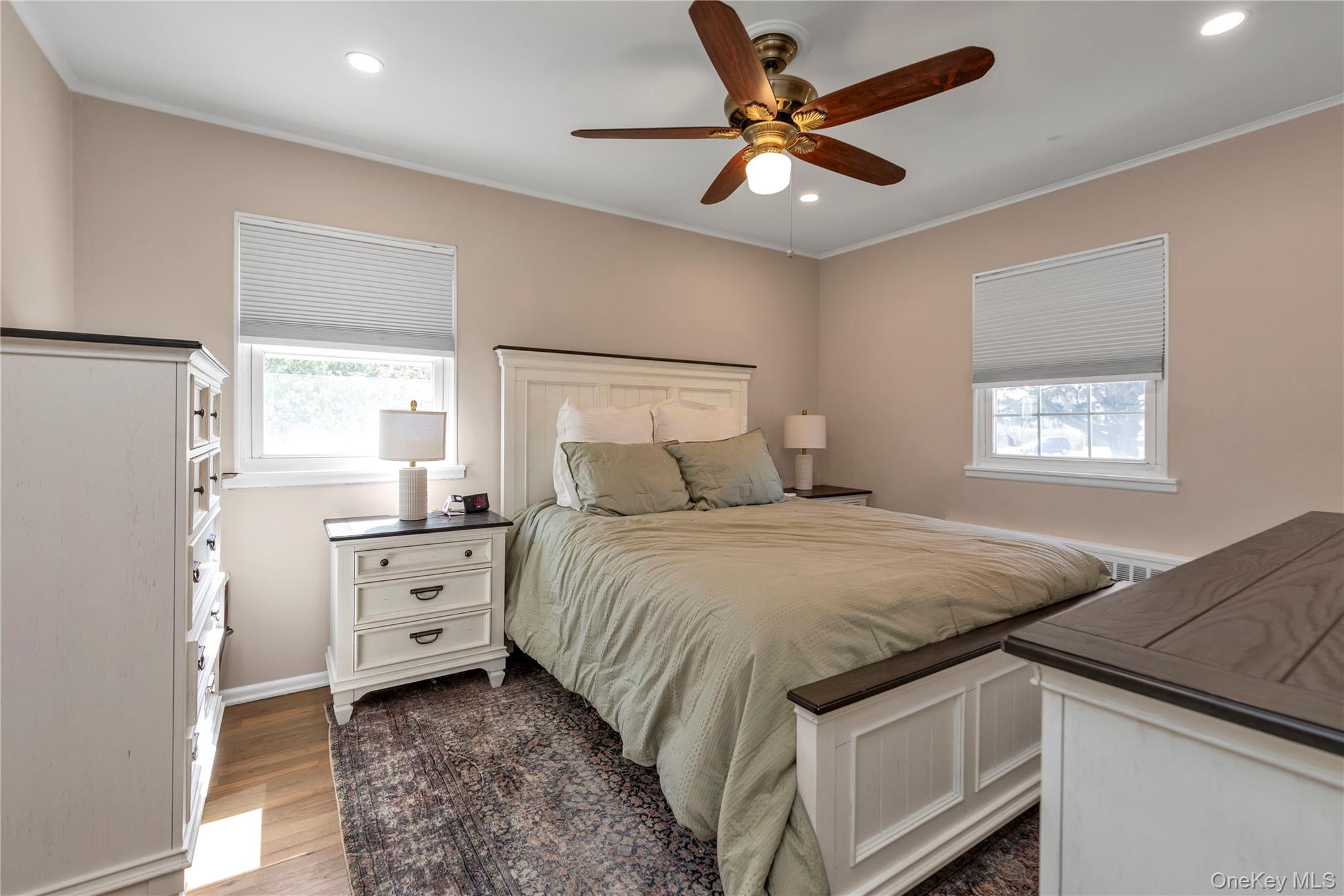 #6 photo, 8 E Gate, নাসাউ কাউন্টি Plainview , NY 11803