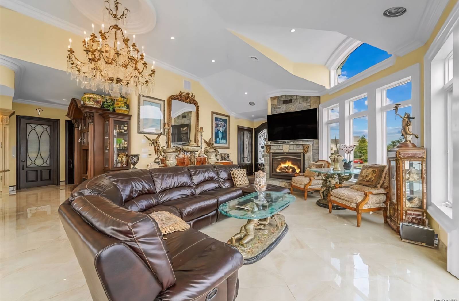 #5 photo, 238 West Islip Rd, সাফোক কাউন্টি West Islip , NY 11795