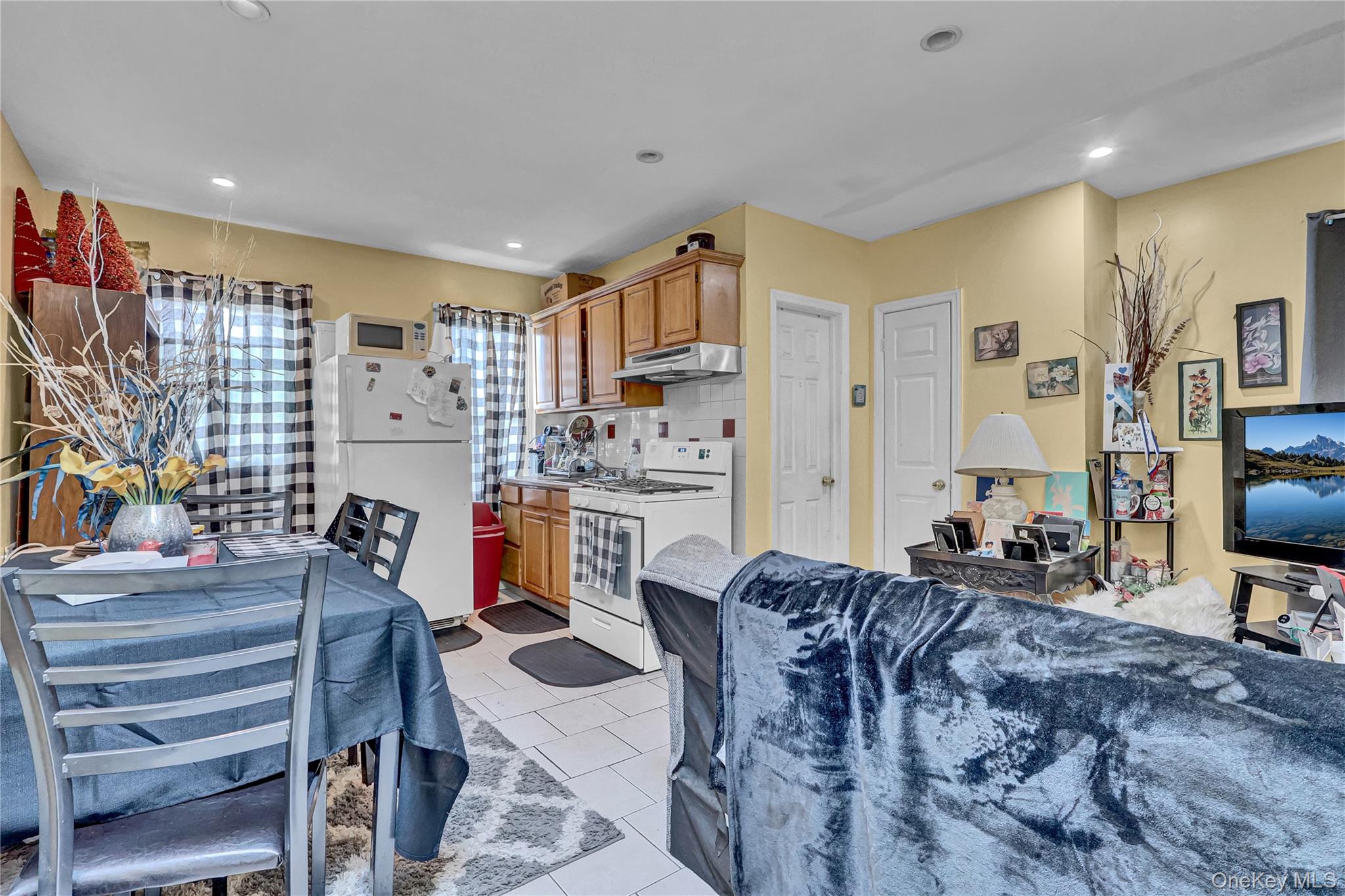 #15 photo, 21626 99th Avenue, क्वीन्स गाँव Queens Village , NY 11429