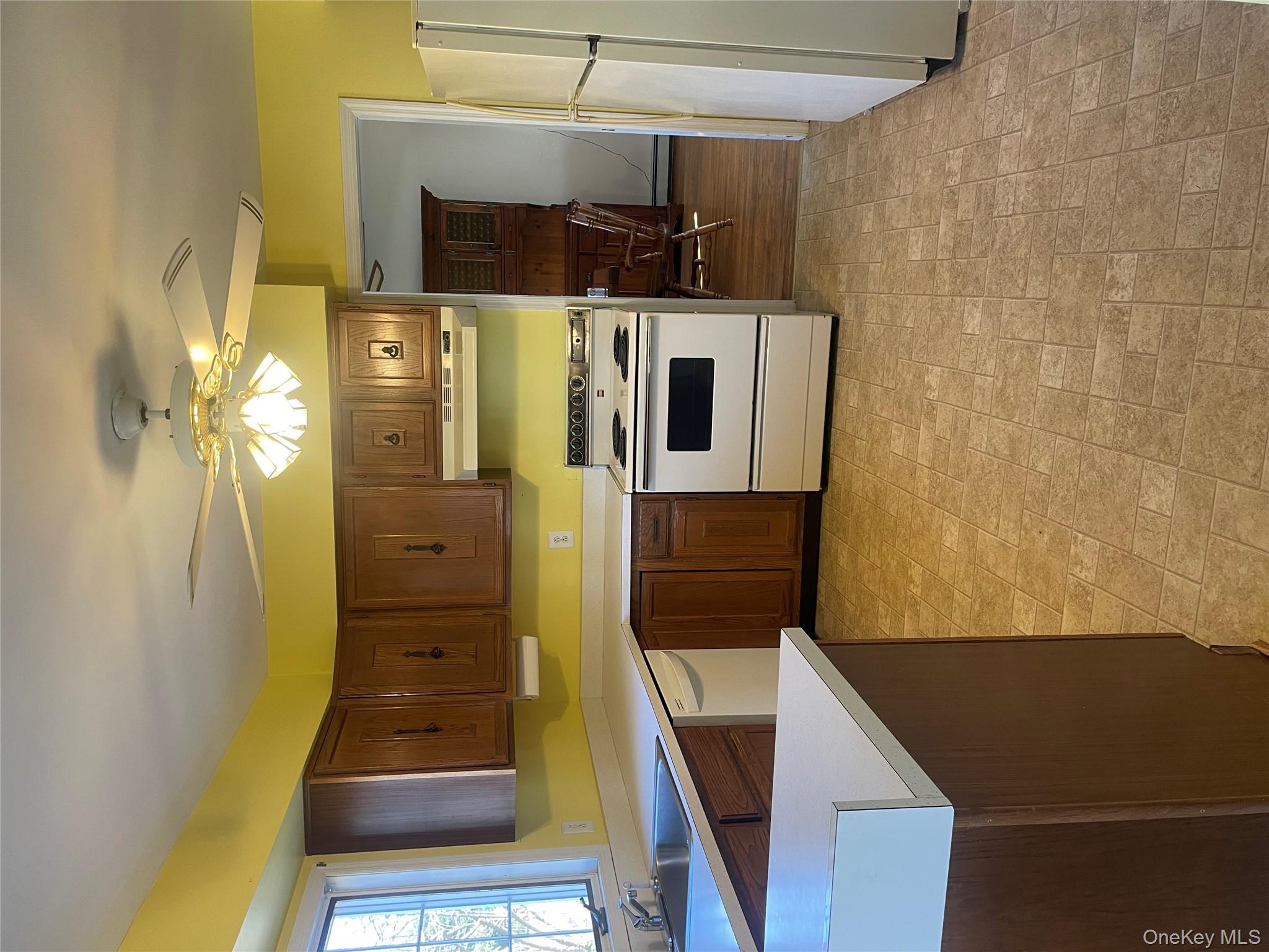 #11 photo, 185 Birch Road, সাফোক কাউন্টি Kings Park , NY 11754