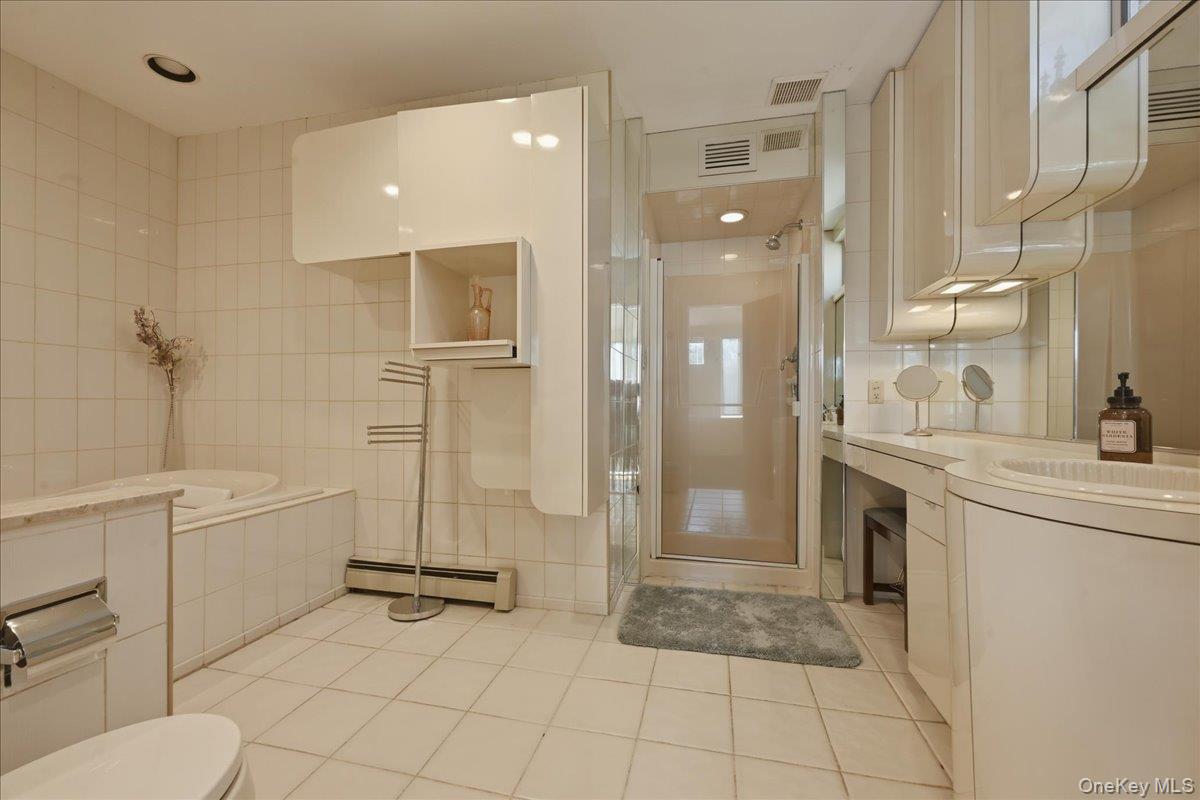 #15 photo, 734 Berry Court, নাসাউ কাউন্টি West Hempstead , NY 11552