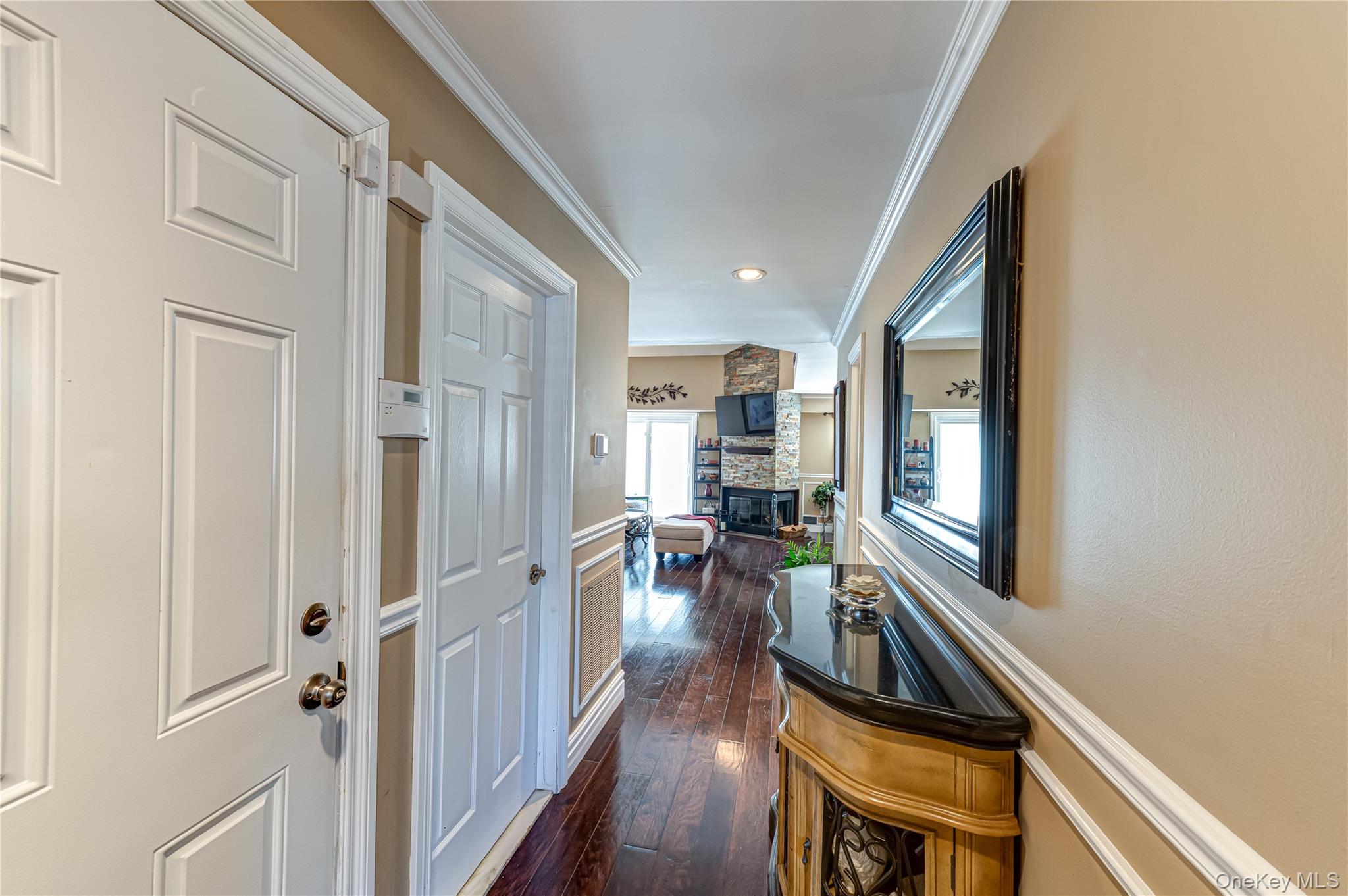 #2 photo, 240 Pond View Lane, Smithtown , NY 11787