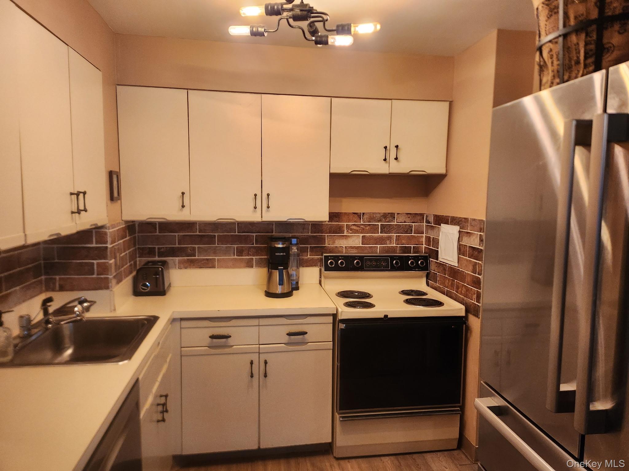 #8 photo, 360 Shore Road, নাসাউ কাউন্টি Long Beach , NY 11561