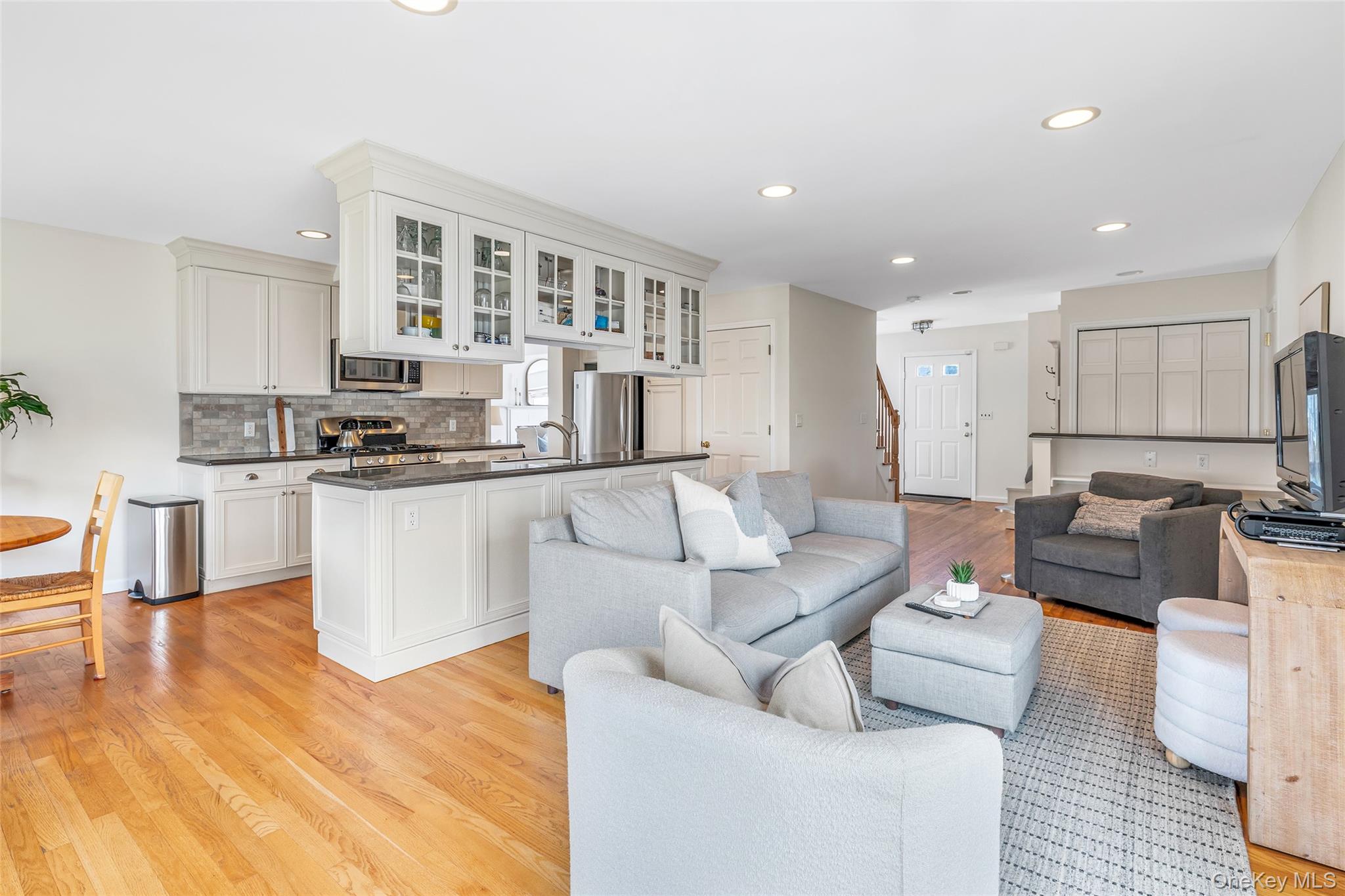 #13 photo, 15 Brookside Lane, Harrison , NY 10528