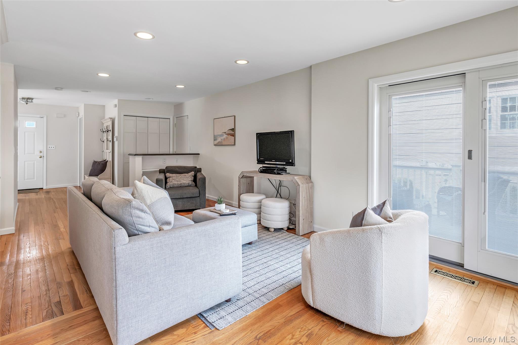 #14 photo, 15 Brookside Lane, Harrison , NY 10528