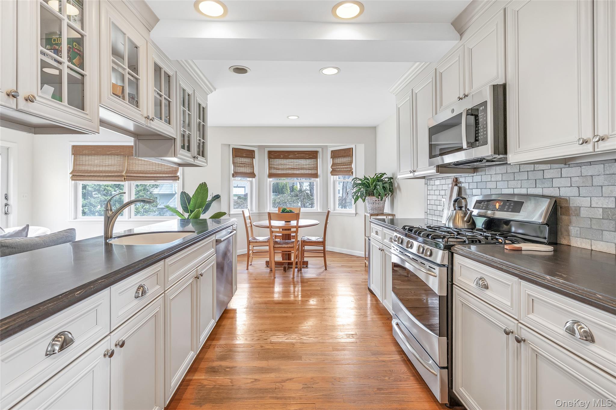 #19 photo, 15 Brookside Lane, Harrison , NY 10528