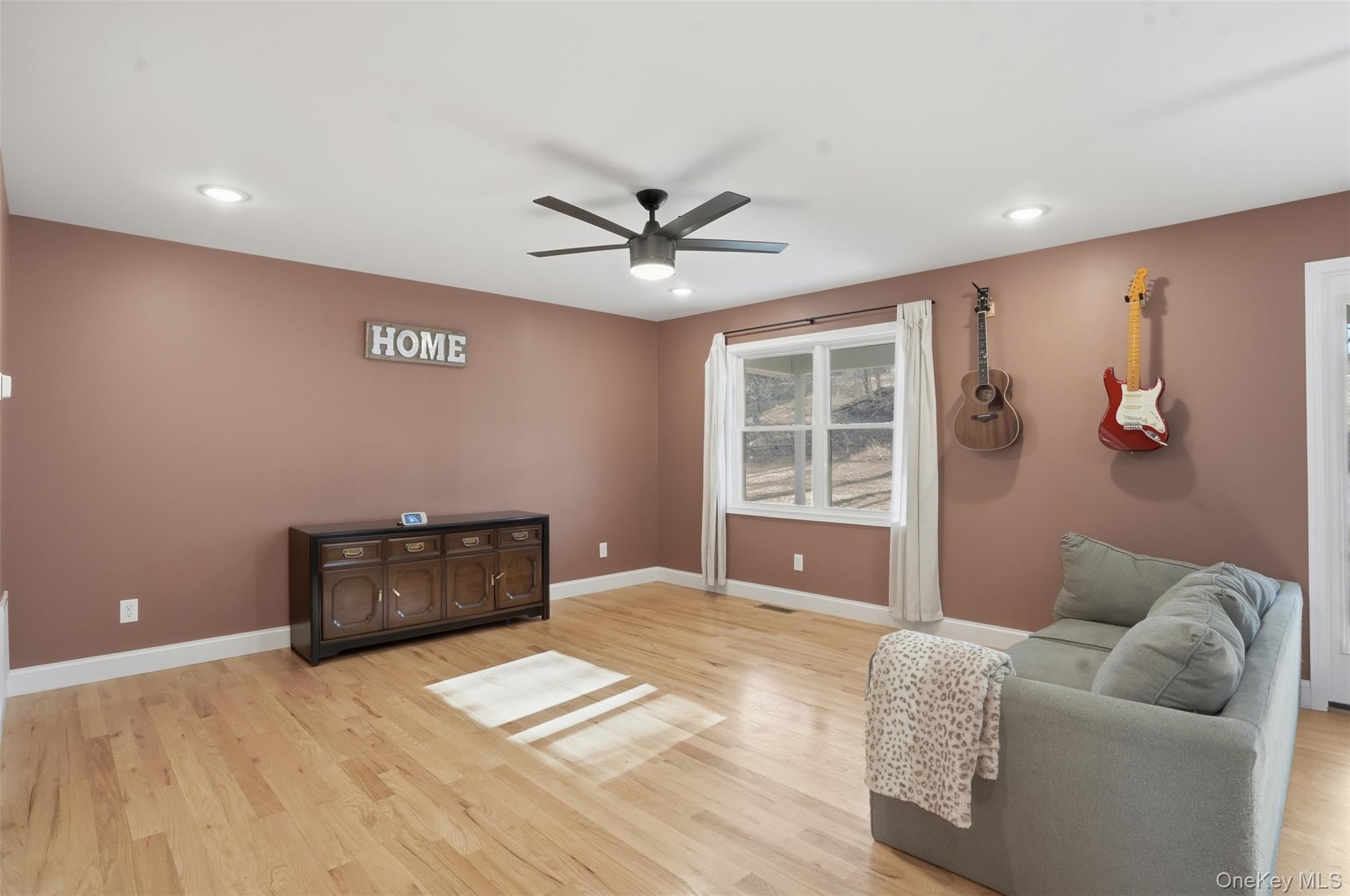 #11 photo, 849 S Plank Road, Slate Hill , NY 10973