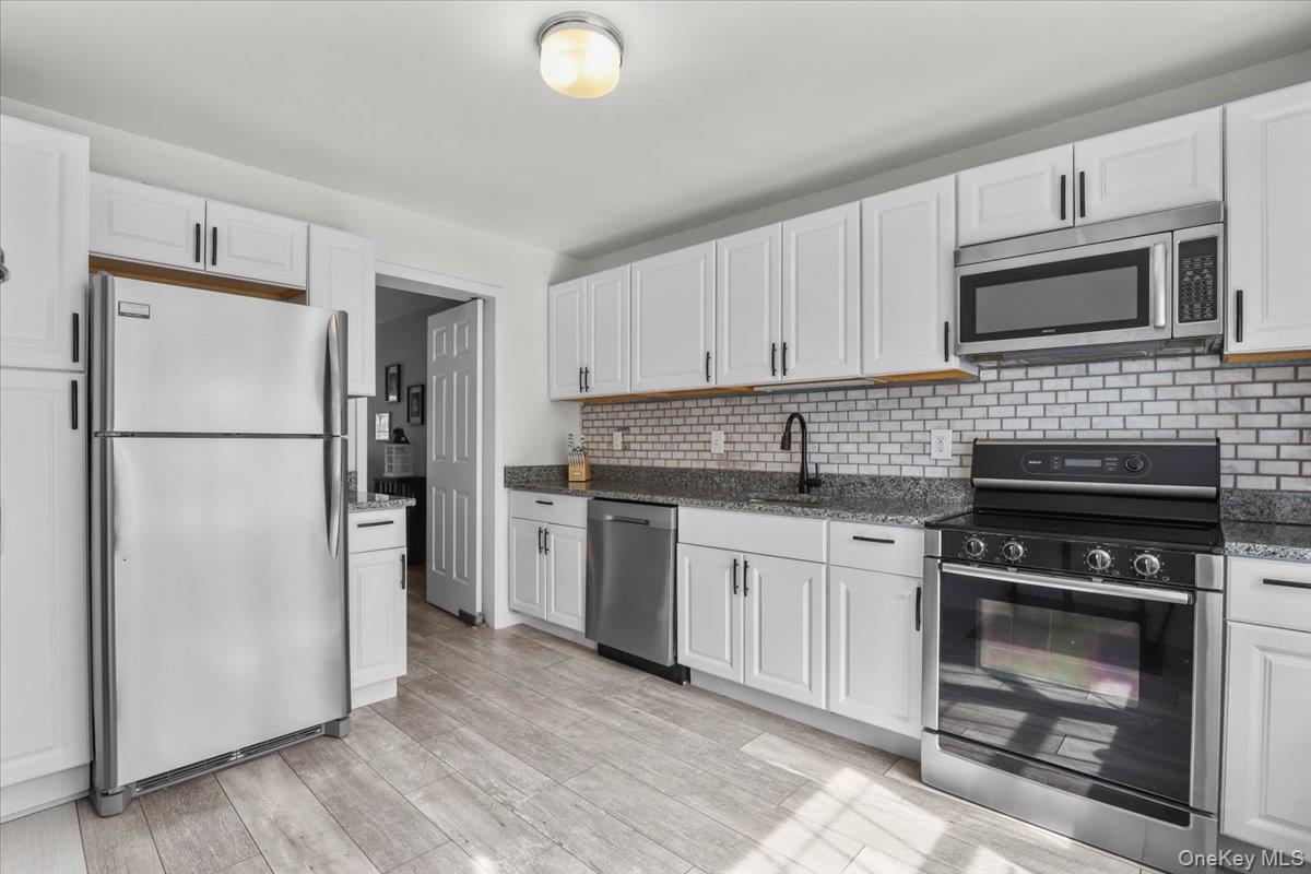 #2 photo, 119 Willow Court, Cross River , NY 10518