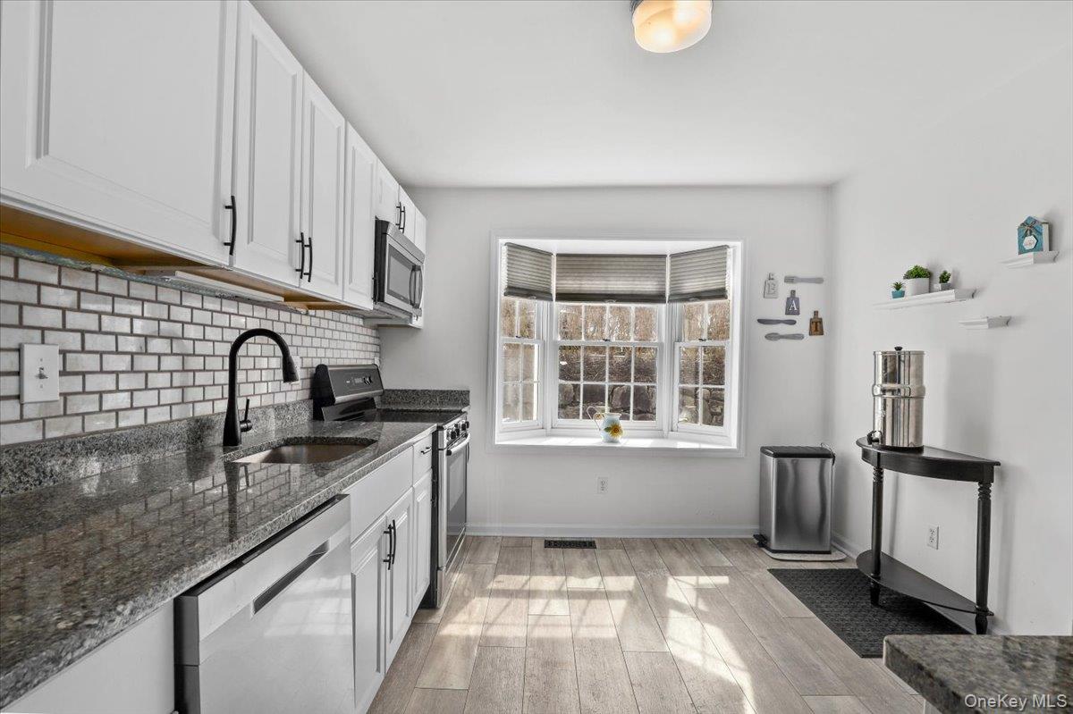 #4 photo, 119 Willow Court, Cross River , NY 10518