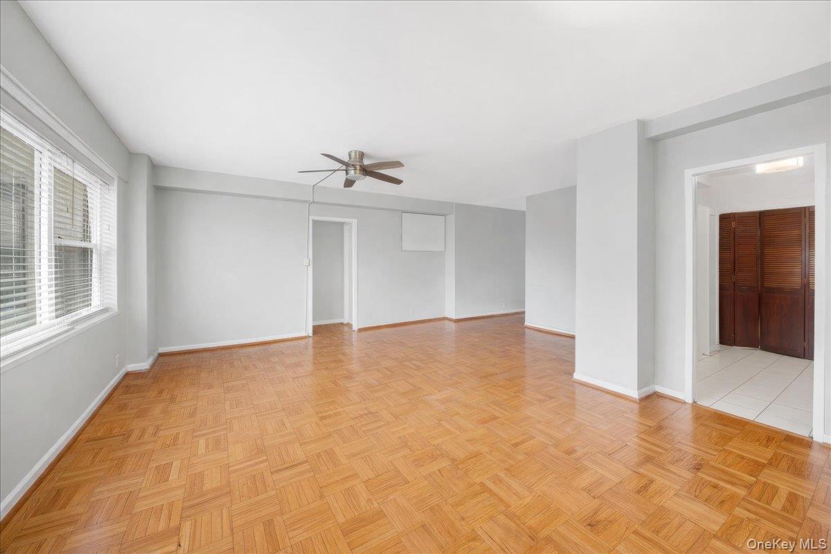 #13 photo, 6 Fordham Hill Oval, ব্রঙ্কস Bronx , NY 10468