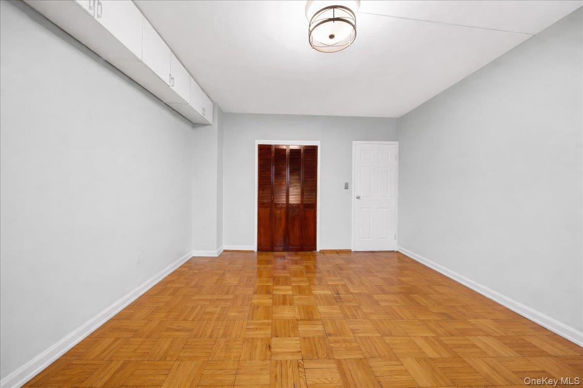 #6 photo, 6 Fordham Hill Oval, ব্রঙ্কস Bronx , NY 10468