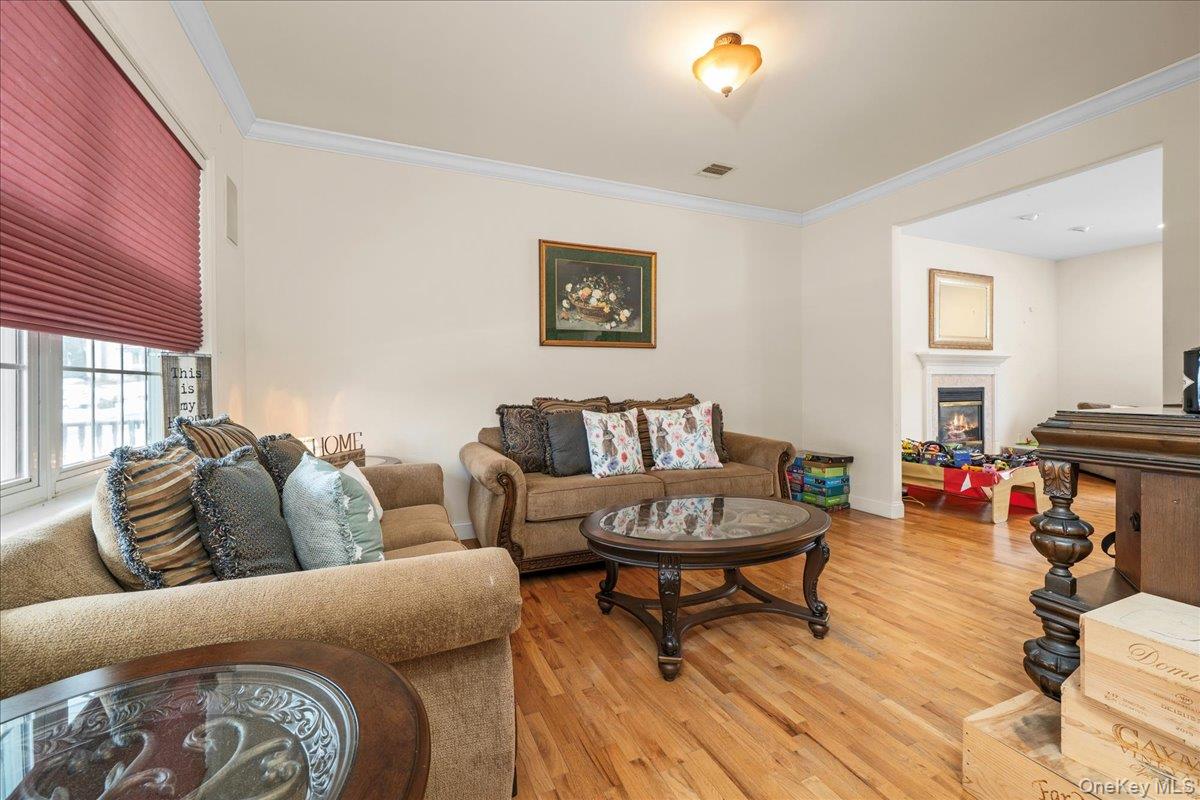 #7 photo, 18 Coach House Court, New Windsor , NY 12553